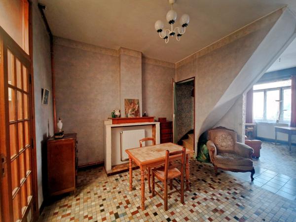 MAISON A 10 MN DU CENTRE