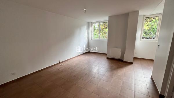 Location Studio 28.44 m² - Neuilly Sur Seine 92200