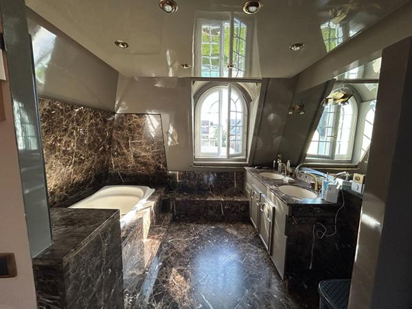 MAISON 7 PIÈCES SUR TERRAIN 1085 m2