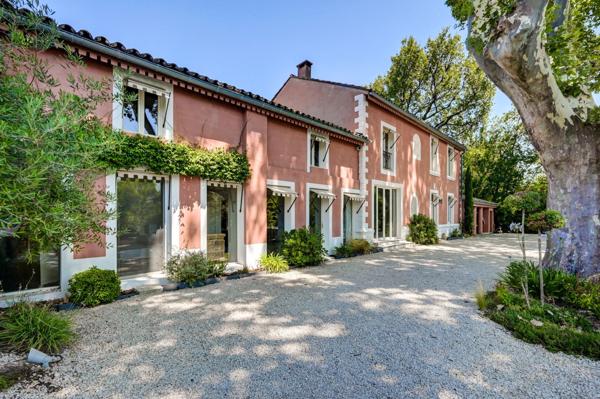 Vente Mas Eygalières 9 Pièces 325 m²