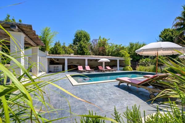 Vente Mas Eygalières 9 Pièces 325 m²