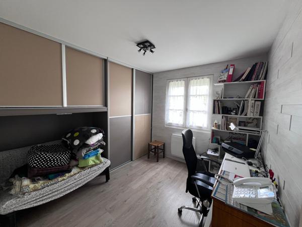 Magnifique Maison de plain pied - Terrain divisible et constructible €€€ - 2 Garages