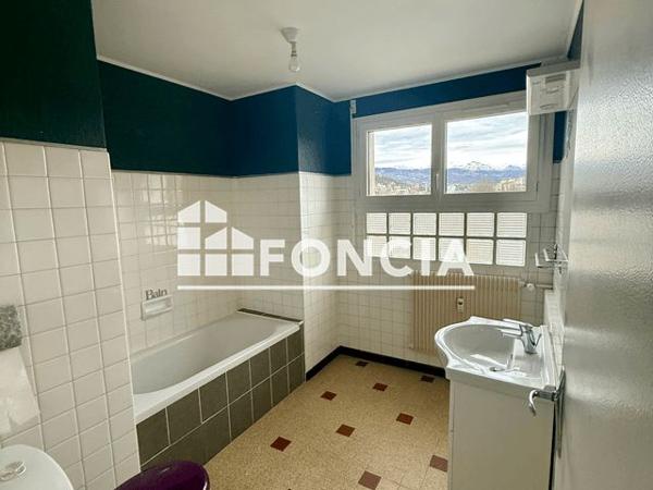 Location Studio 42.94 m² - 1 RUE DES SAGNIERES - 58 AV JEAN JAURES Gap 05000