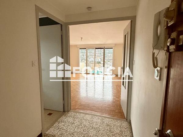 Location Studio 42.94 m² - 1 RUE DES SAGNIERES - 58 AV JEAN JAURES Gap 05000