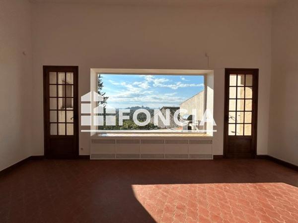 Location Maison 5 pièces 167.2 m² - 53 MONTEE DU FORT Villeneuve Les Avignon 30400