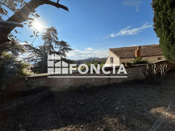 Location Maison 5 pièces 167.2 m² - 53 MONTEE DU FORT Villeneuve Les Avignon 30400