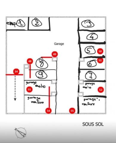 Garage 350 m2 (12places) + Appartement rénové T2 38 m2 + Local commercial  (vendu vide) (320m2)