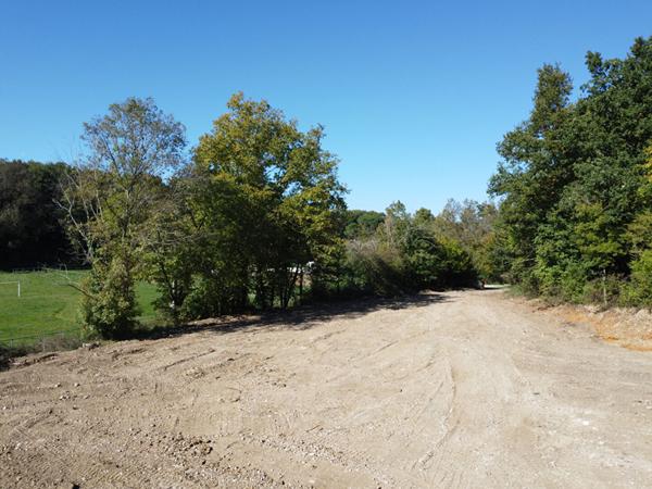 Local commercial Saintes 275 m2