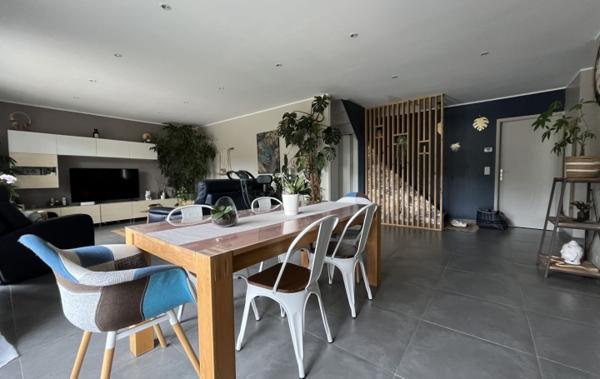 Vente Villa TERRAIN - PISCINE - GARAGE Salleles-d'aude