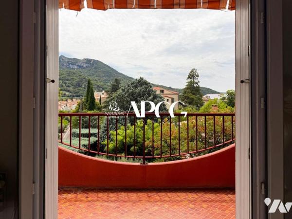 APPARTEMENT AVEC TERRASSE ET GARAGE