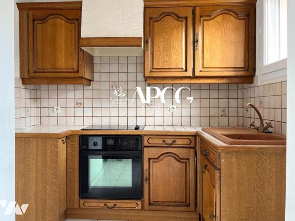 APPARTEMENT AVEC TERRASSE ET GARAGE