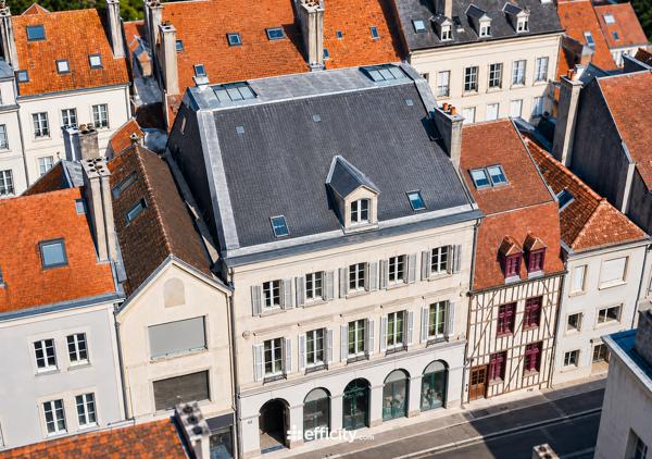 Appartement
         5 pièces
        - 132 m² Exclusivité 275 000 € *