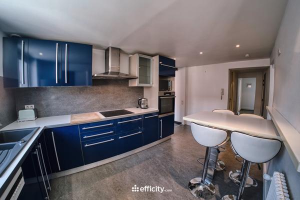 Appartement
         5 pièces
        - 132 m² Exclusivité 275 000 € *