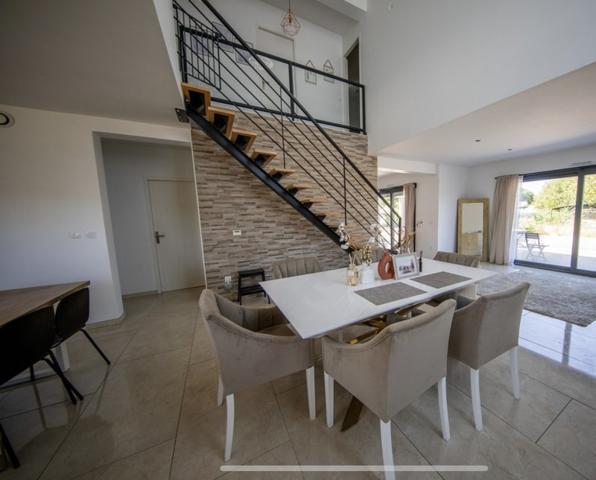 Maison à vendre |  Saint-Médard-en-Jalles |  5 pièces | 139 m²