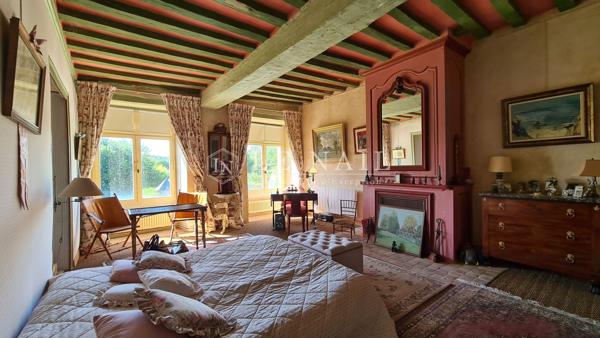 Beau château dans un environnement privilégié à 30 minutes de Vannes.