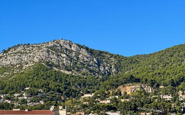 Appartement à vendre    3 pièces • 62,79 m2 Toulon