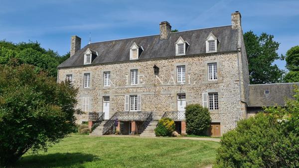Belle propriété XVIIe à 30 km du Mont-Saint-Michel