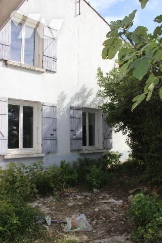 Maison à étage VALREAS