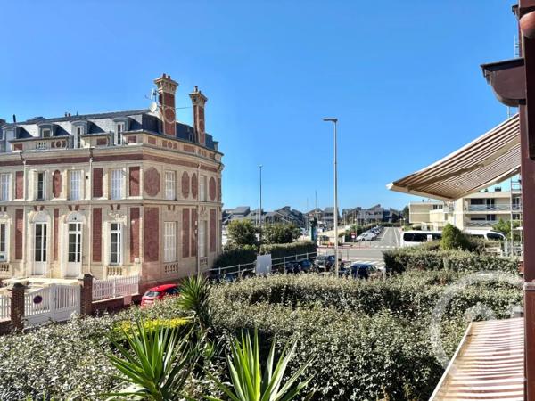 Appartement F2 à vendre  2 pièces - 45,92 m 2   DEAUVILLE  - 14