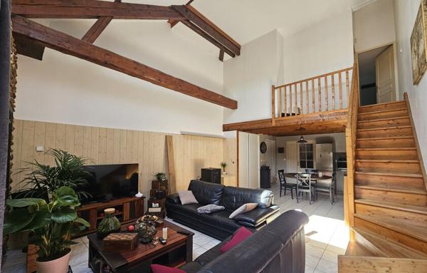 Immeuble de 219 m²
