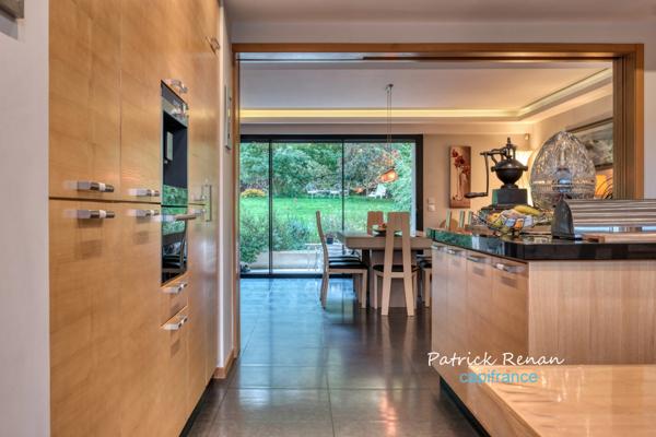 Maison à vendre 8 pièces, P8, 450 m2 CHEVREUSE (78)