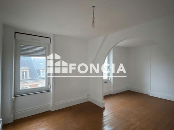 Location Appartement 4 pièces 86.9 m² - 71 BOULEVARD GAMBETTA Charleville-mezieres 08000