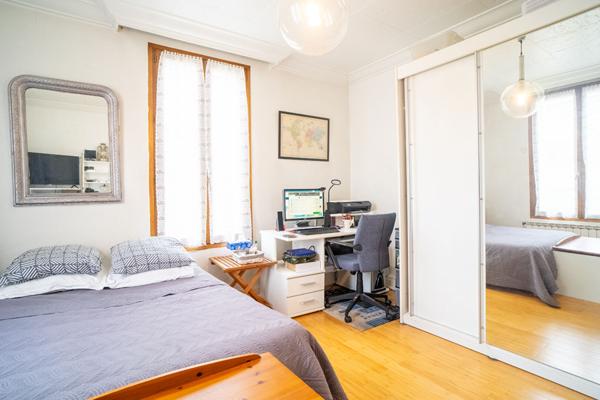 Ensemble immobilier 270 m² Fontaine