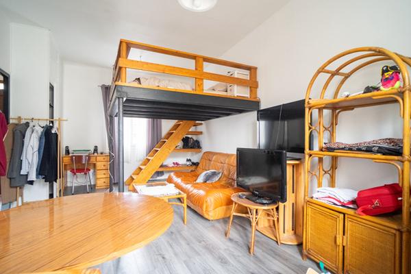 Ensemble immobilier 270 m² Fontaine