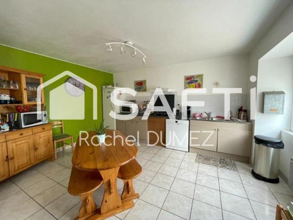 Belle maison de village lumineuse, rénovée proche de Capdenac-gare