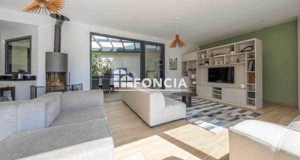 À vendre Maison 7 pièces 283 m² - Mérignac 33700