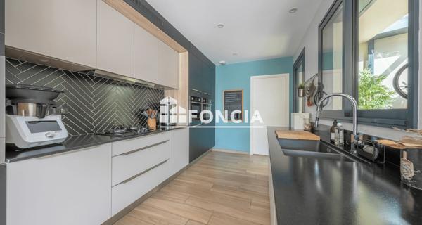 À vendre Maison 7 pièces 283 m² - Mérignac 33700