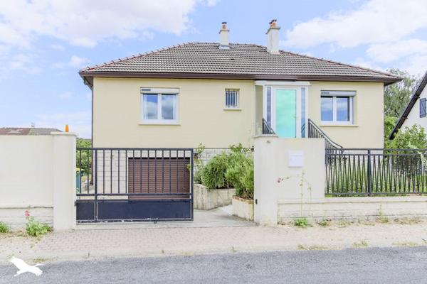 Maison à vendre 320 000 € Beynes 3 p 74 m² DPE C