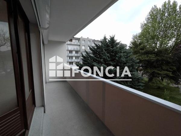 Location Studio 30.38 m² - 8 RUE GEORGES MELIES Echirolles 38130