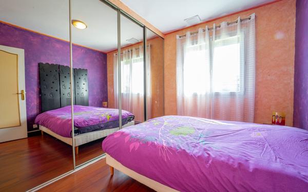 Maison à vendre    4 pièces •  Sainte-Eulalie-en-Born