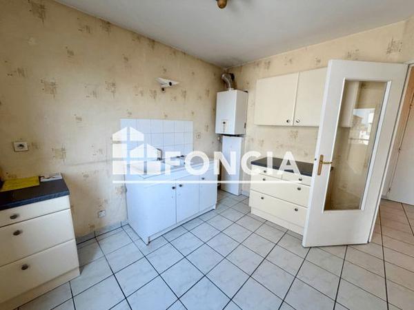 Location Appartement 3 pièces 69.44 m² - 111 113 ROUTE DE GENAS Villeurbanne 69100