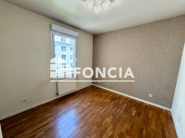 Location Appartement 3 pièces 69.44 m² - 111 113 ROUTE DE GENAS Villeurbanne 69100