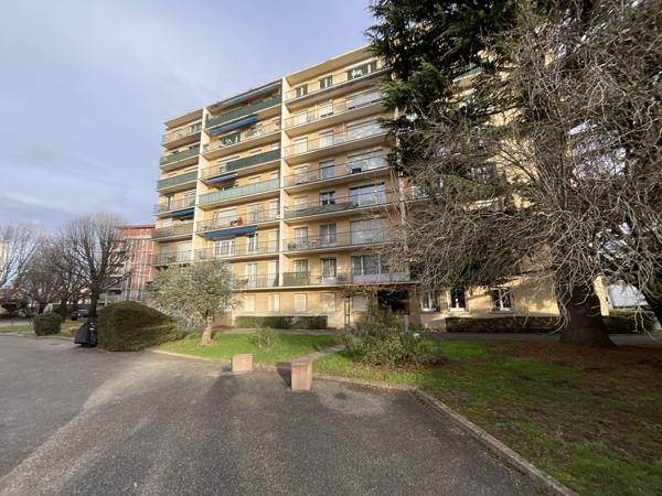 Villeurbanne (69100) À vendre – Appartement T3 avec parking et cave – secteur Médipôle Lyon-Villeurbanne