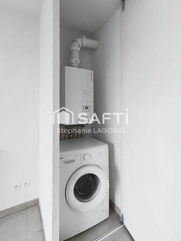 T2 lumineux avec balcon et parking