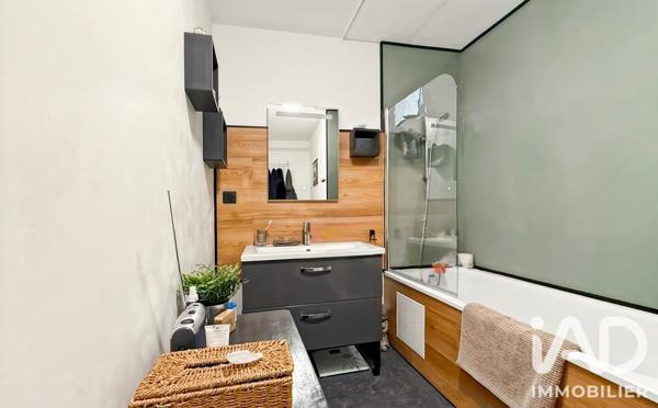 Immeuble à vendre 370 m² Sedan