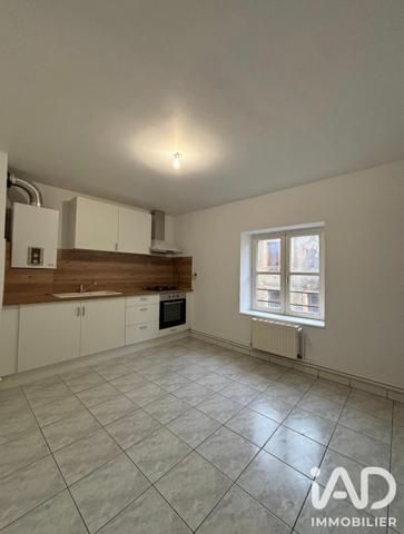 Immeuble à vendre 370 m² Sedan