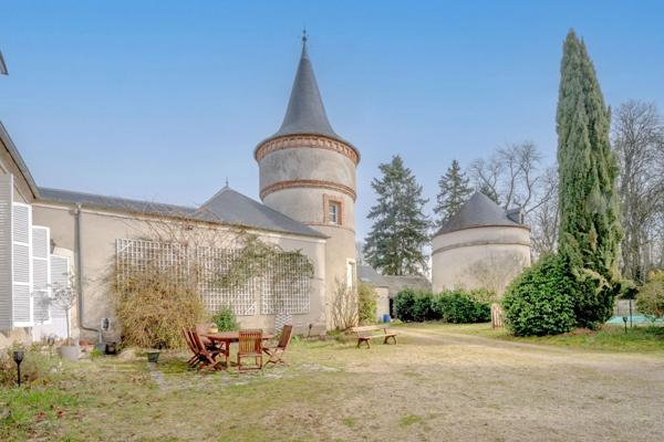 Propriété à vendre proche de Bourges (18)