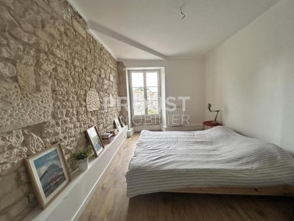 En exclusivité Bel appartement de 145 m² à deux pas des halles de Niort