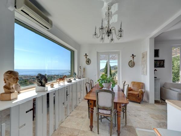 Vente Villa de luxe Le Golfe Juan 5 Pièces 175 m²