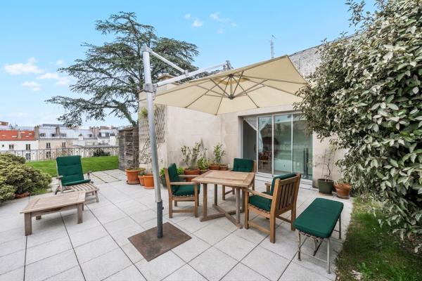 Vente Appartement de luxe Neuilly-sur-Seine 5 Pièces 149.21 m²