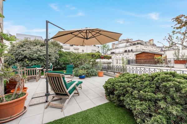 Vente Appartement de luxe Neuilly-sur-Seine 5 Pièces 149.21 m²