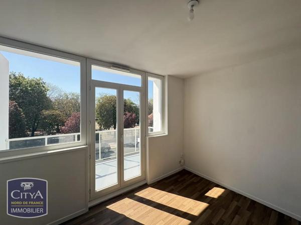 Appartement à louer 3 pièces 51.66m² Dunkerque (59240)