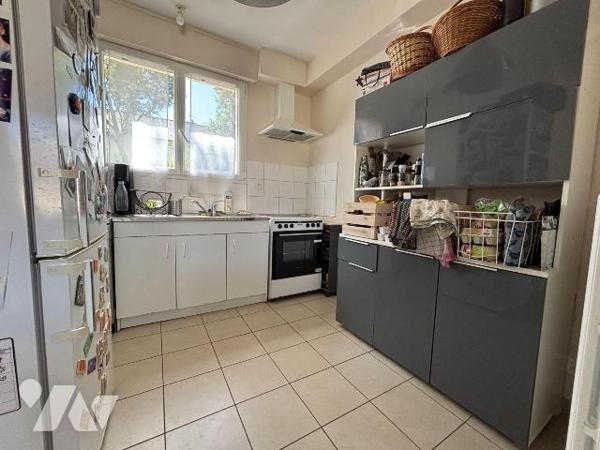 NOUVEAUTE Trente-Cinq Notaires - RENNES - La Binquenais

Venez découvrir cette charmante mais...