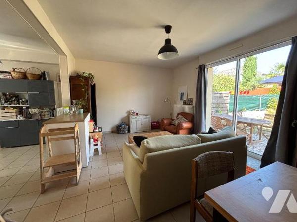 NOUVEAUTE Trente-Cinq Notaires - RENNES - La Binquenais

Venez découvrir cette charmante mais...