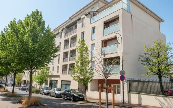 Appartement à vendre    3 pièces • 60 m2 Sucy-en-Brie