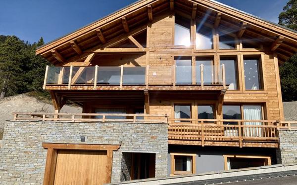 Maison à vendre    6 pièces • 177 m2 Montgenèvre